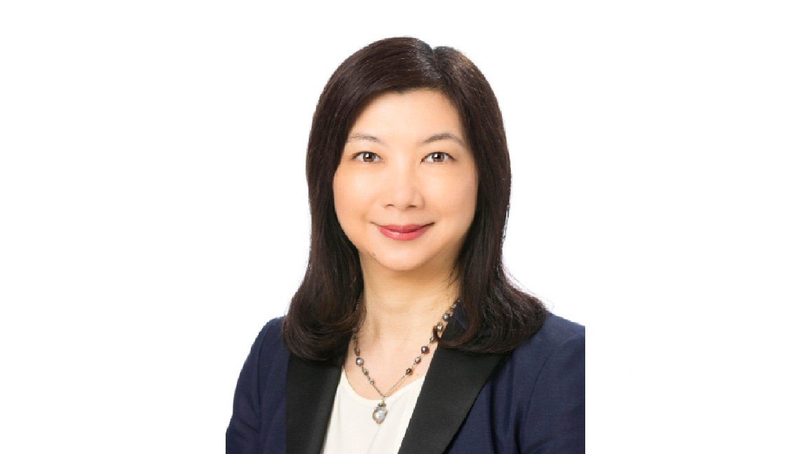 Ms Lilian Ng